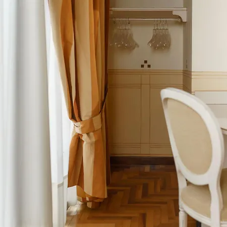 Policreti Hotel 4*