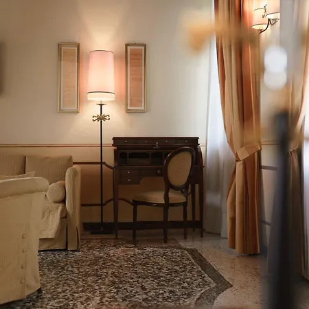 Policreti Hotel 4*