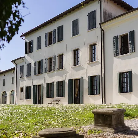 Policreti Hotel Castello dʼAviano