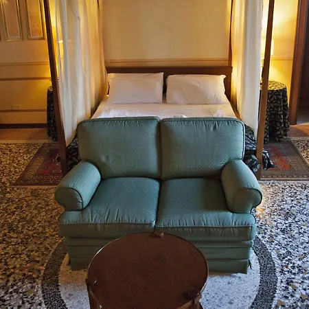 호텔 Policreti 카스텔로 다비아노