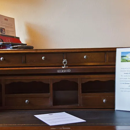 Hotel Policreti Castello dʼAviano