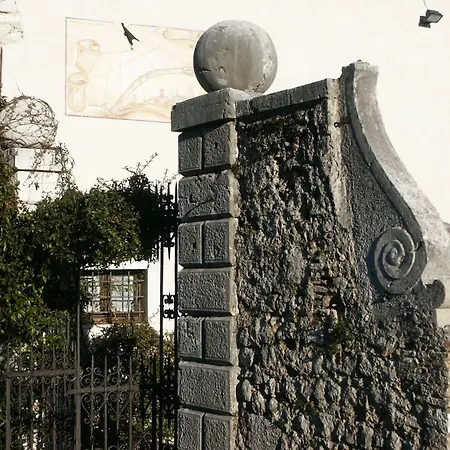 Policreti Hotel