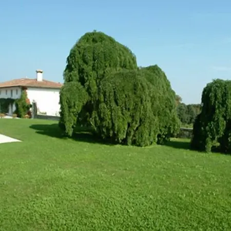 Policreti 4* Castello dʼAviano