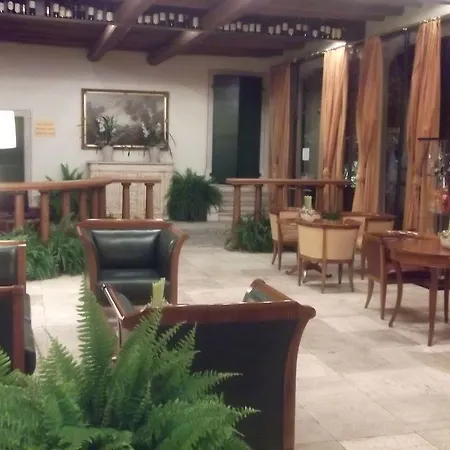 Policreti Hotel Castello dʼAviano