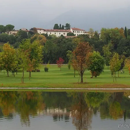 Hotel Policreti Castello dʼAviano