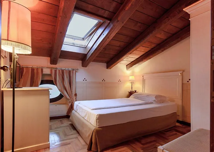 Policreti Castello dʼAviano