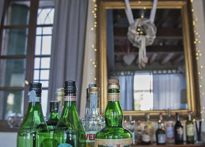 فندق Policreti 4*